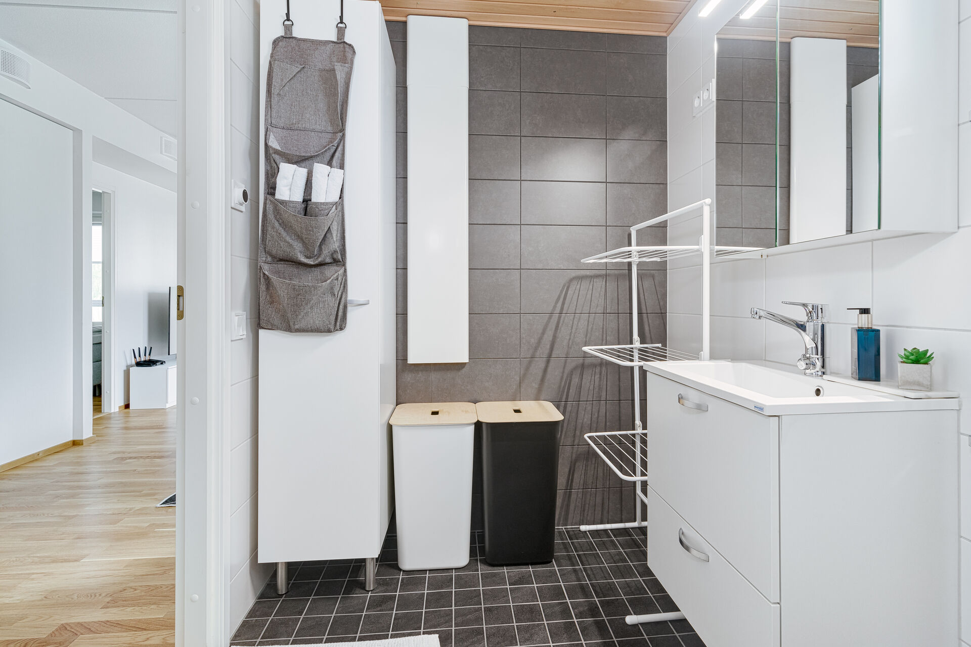 Furnished apartment in Espoo — photo 18