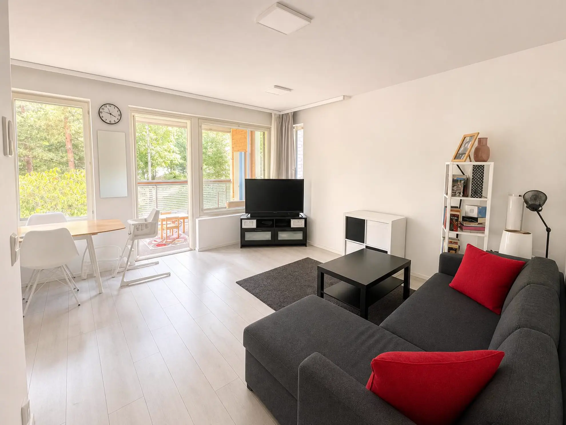 Furnished apartment in ESPOO — photo 2